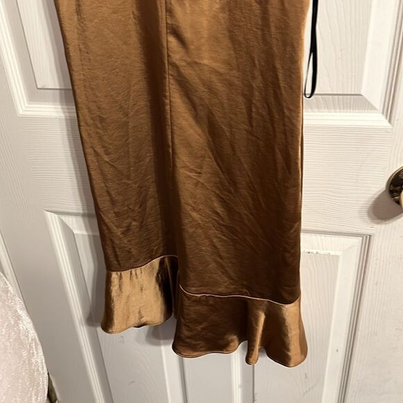 Calvin Klein Mock Neck Sleeveless Flounce Hem Dress size 2 NWOT - Picture 7 of 9